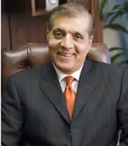 Portrait of Dr. Akhtar, board-certified gastroenterologist